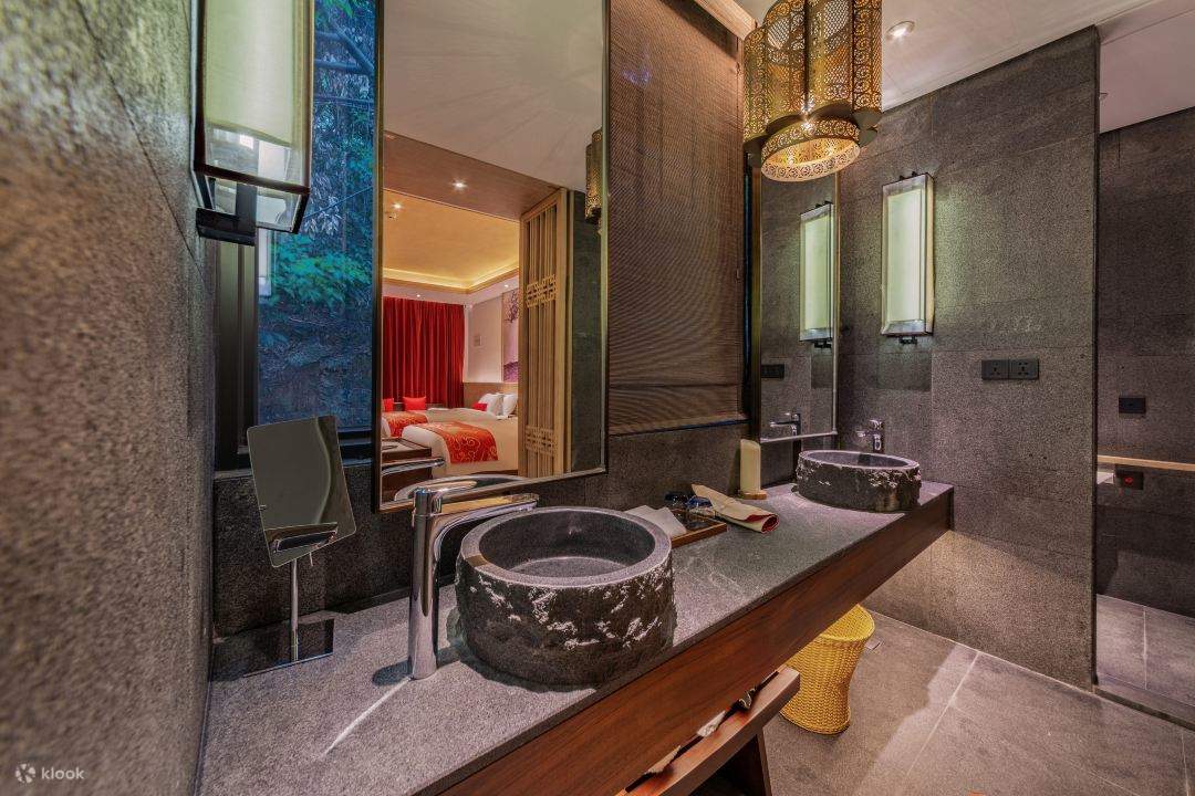 [Di dalam Bandar Purba Gankeng/Terus sampai ke Futian Port Line 10] Shenzhen OCT Gankeng Ancient Town - Pakej Penginapan Hotel Phoenix Hakka